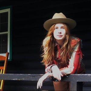 Meet your Posher, Kara